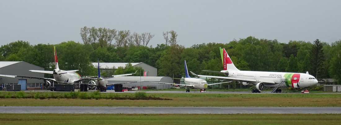 Marx PL-1063  Marx Airport Small aircraft color varies Includes 7 Aircraft 